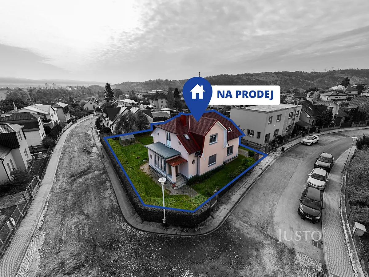 Prodej rodinného domu 290 m², pozemek 724 m²